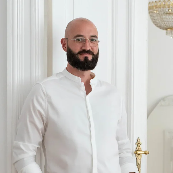 Amadé Hölzinger, Fotograf von Estate Vision Photography in Berlin
